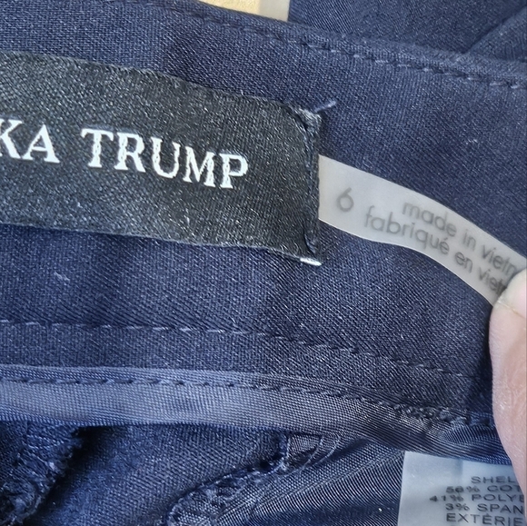 Ivanka Trump Skinny Ankle Navy Blue Trousers With Accent Belt Size 6 - Picture 8 of 8